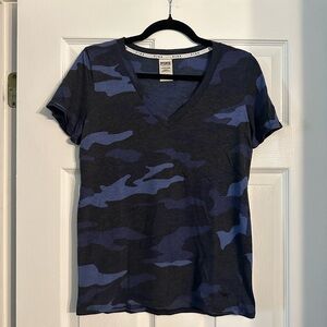 PINK Victoria's Secret Blue Camo Short Sleeve Tee